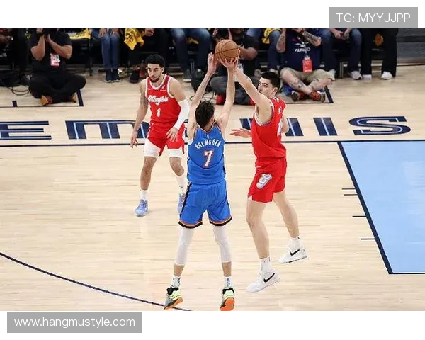 雷霆强势4-0横扫太阳挺进西部半决赛